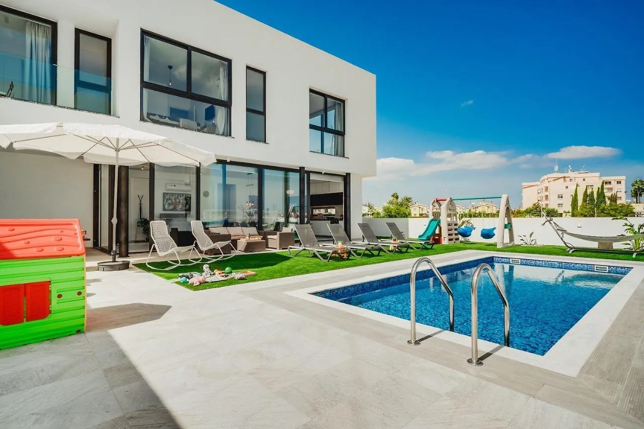 Sunnyvillas 4Br New Villa Private Pool In Pernera Protaras 0*,  Zypern